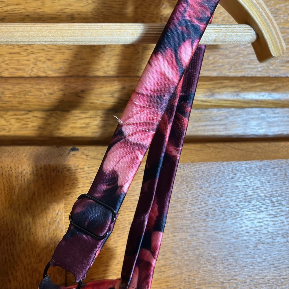 💥HP💥🆕NWT TA3 “Seamed Lushy Satin” Pencil Dress -zipper slit– XS Cranberry Floral - Picture 13 of 16